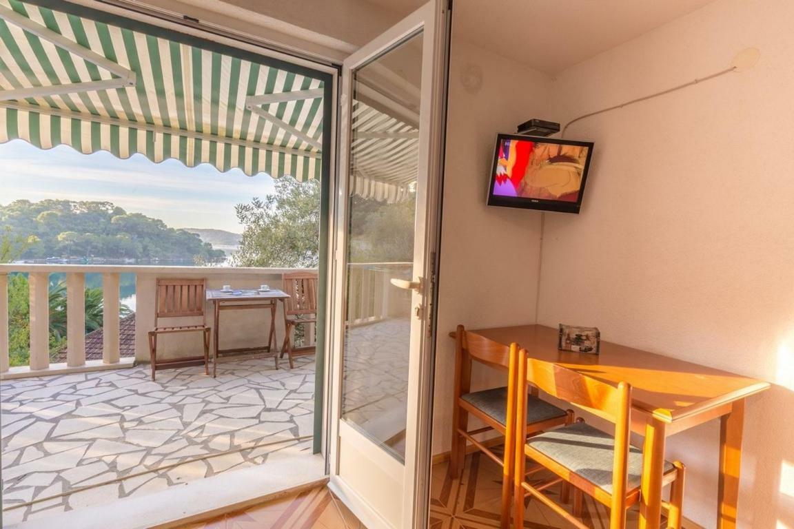 Pansion Mali Raj Apartment Govedari Exterior photo